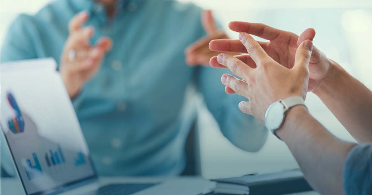 CalcuQuote_Stock image_Hands 4_1200x628px_2026