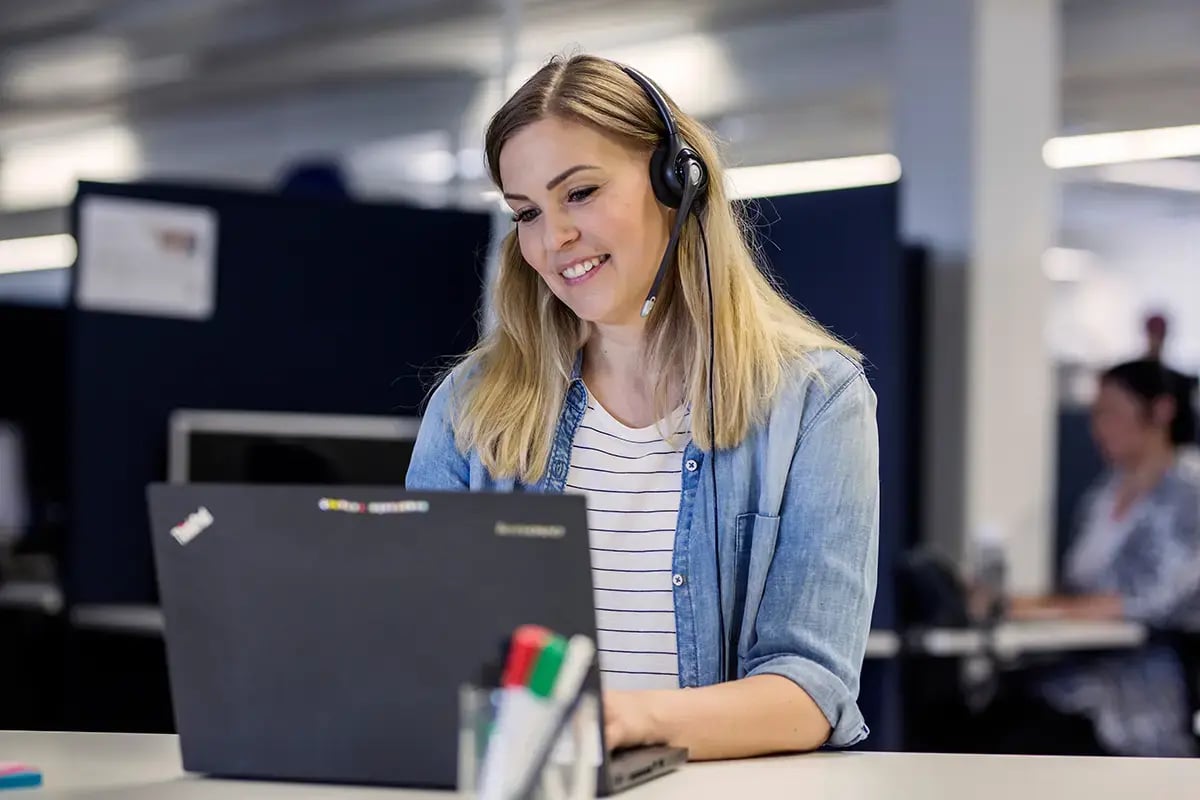 Young woman working with Customer Experience analysis