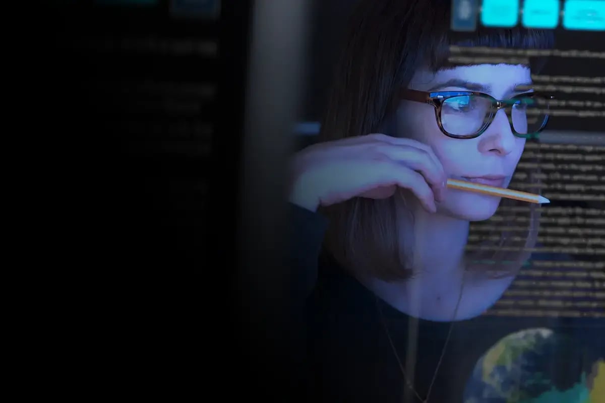 Young woman working with DNS Analysis