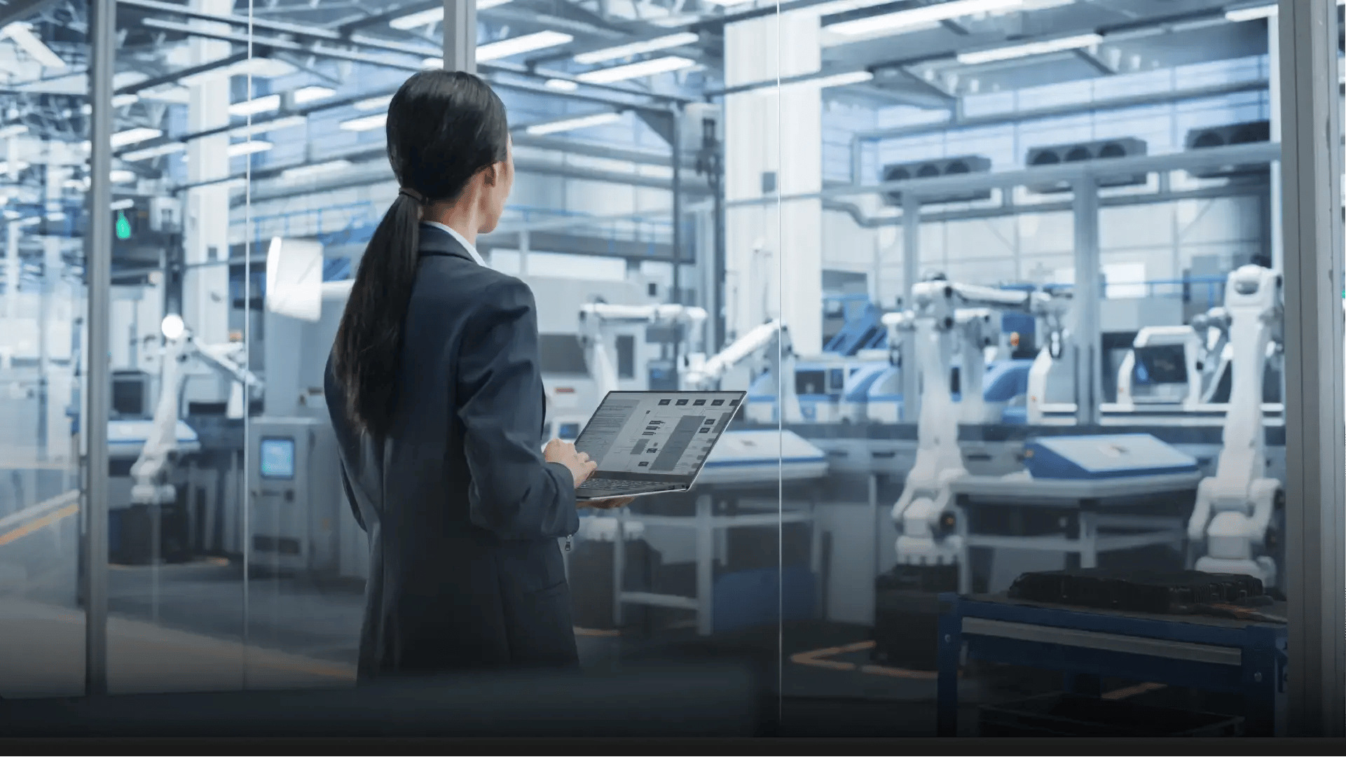 camLine_Solution_Manufacturing Execution System_202511_AdobeStock-930013862_RF