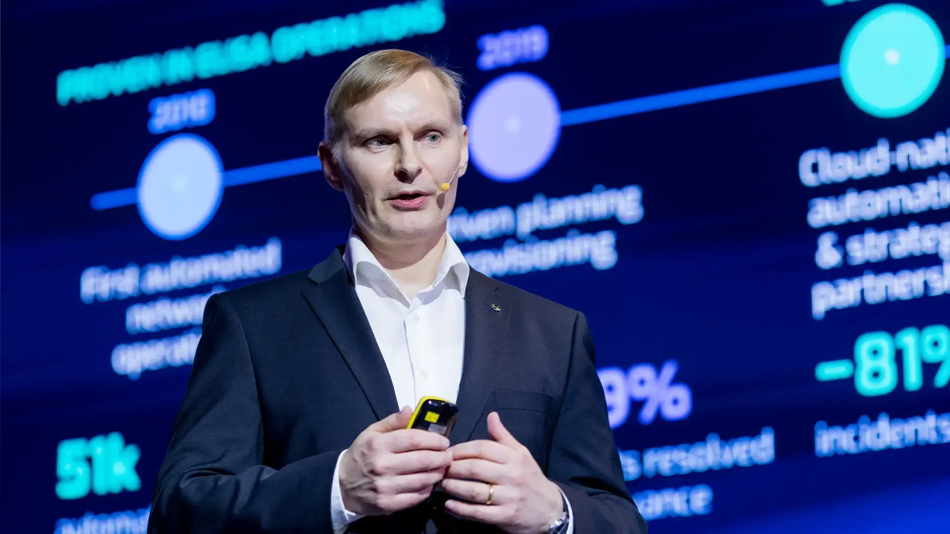 Elisa Industriq's Henri Helanterä speaking about the Role of a Digital Master at FutureNet Asia