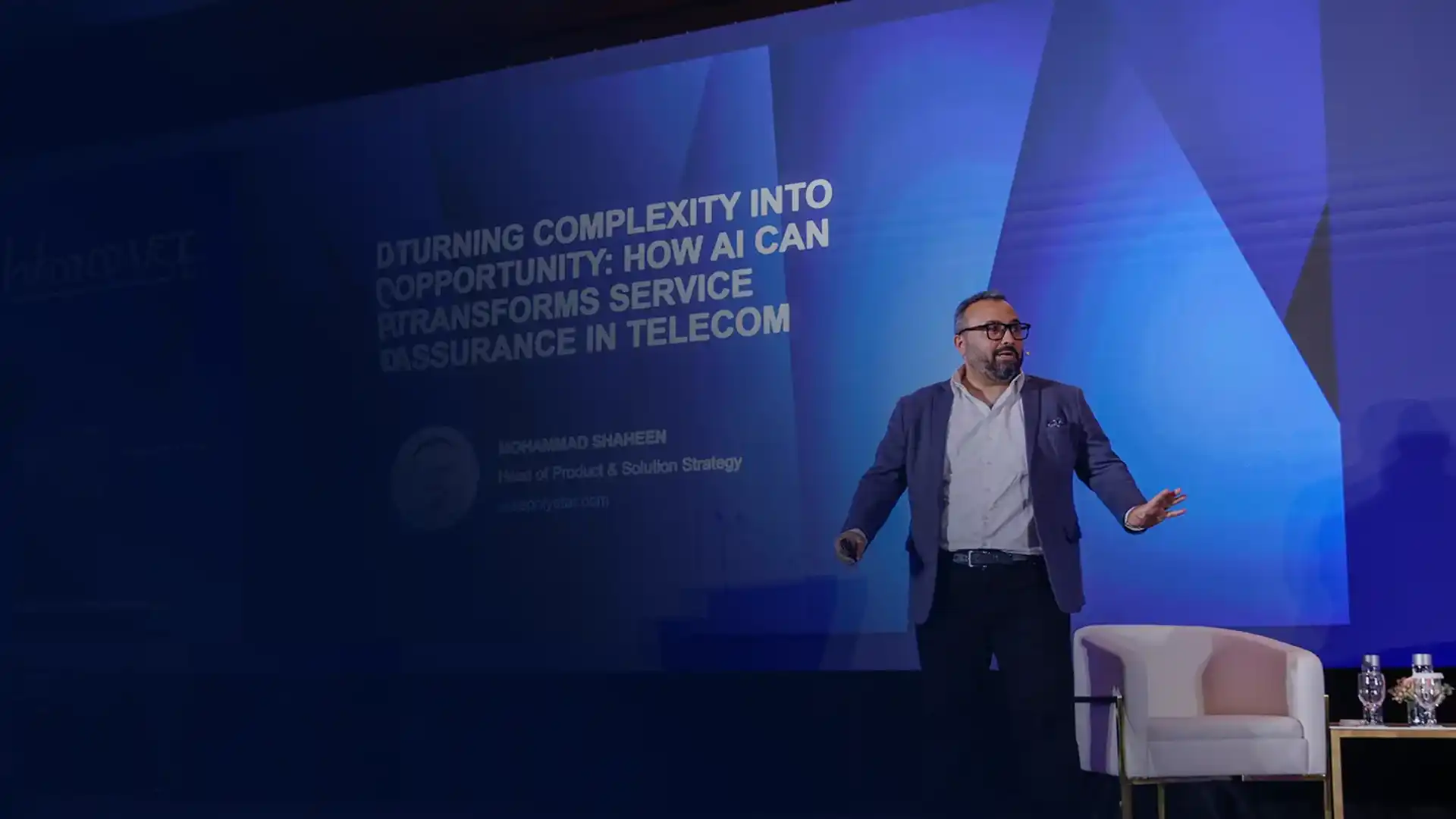 Mohammad Shaheen presenting at FutureNet Asia